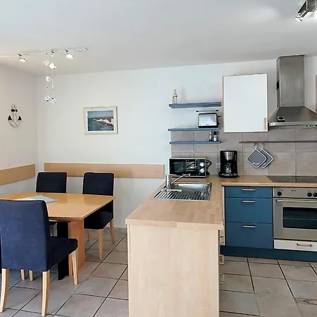 Apartment Am 2, Pp Innen *